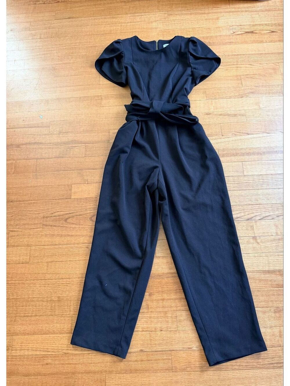 GUC Calvin Klein Women’s 6 S/M Black Luxurious business Jumpsuit Gold hardware